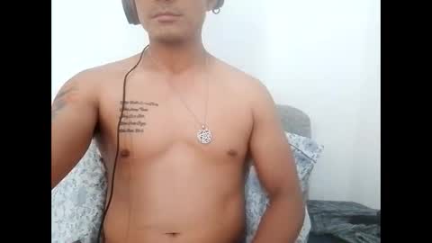 Carlos online show from January 1, 10:46 pm