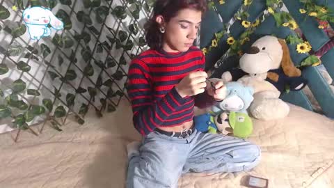 Snapshot of charly_evans60 chatting on March 11, 11:37 pm charly_evans60 online show from March 11, 11:37 pm