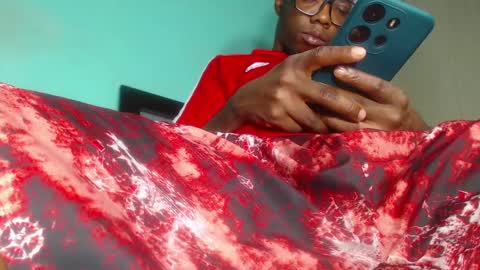 charly_vergonti_ online show from December 29, 8:22 am