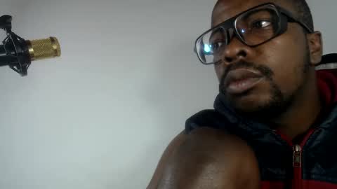 charly_vergonti_ online show from March 9, 12:20 pm