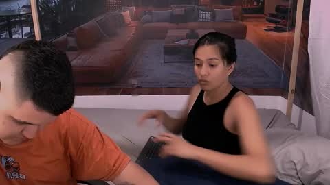 charlyandlaura online show from October 29, 8:53 pm