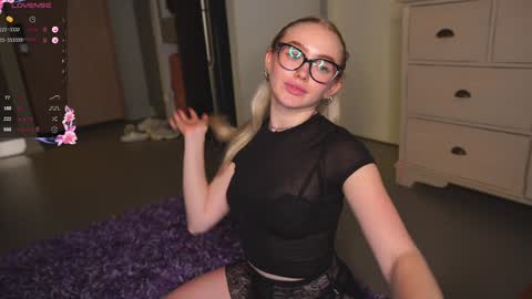 my fansly Charming daisy              My Wishlist  for new toys     online show from February 4, 8:02 am