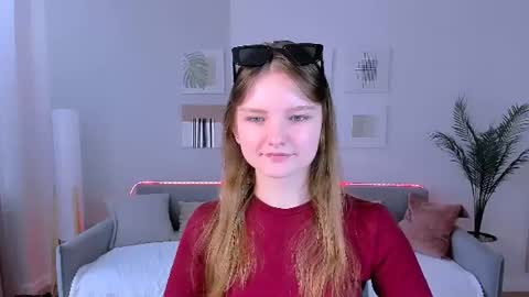 Im Eva online show from June 21, 11:38 am