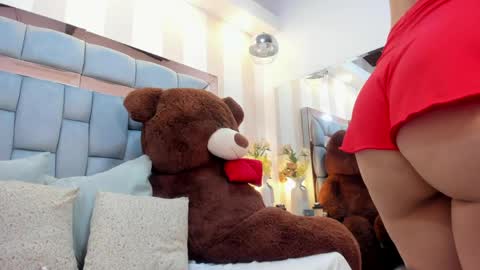 Charol  online show from May 9, 2:01 pm
