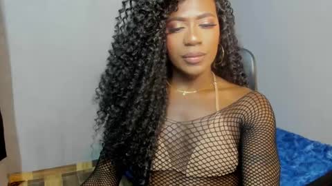 Snapshot of charykataleiyha chatting on January 16, 10:44 pm chary kataleiyha online show from January 16, 10:44 pm