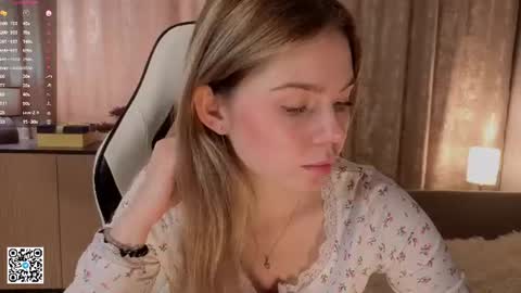 Emilia online show from July 2, 4:06 am