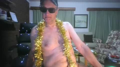 Snapshot of chaturdell9359 chatting on December 22, 1:44 pm We Chat online show from December 22, 1:44 pm