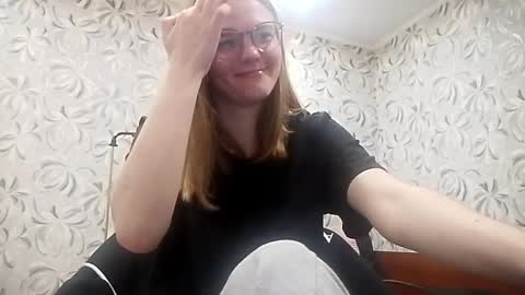 Olivia online show from May 23, 10:39 pm