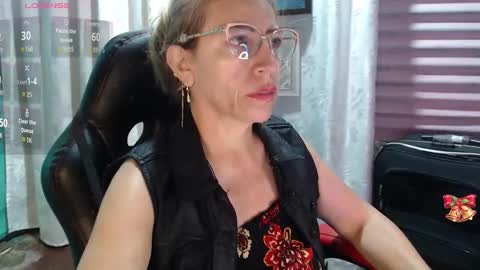 CHAYLA VICTORIA RUIZ  online show from February 11, 12:09 pm