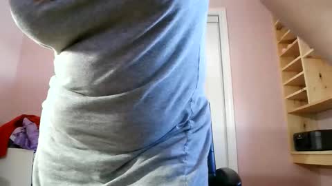 chealsiek online show from April 8, 8:56 pm