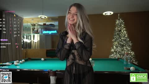 Bella  Next broadcast TUESDAY  - start at 1610 GMT 2 end at 2220 online show from January 25, 2:58 pm