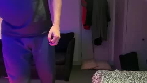 Cheekylondon online show from September 15, 10:33 pm