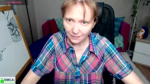 cheerful_madam1 online show from May 20, 9:49 am