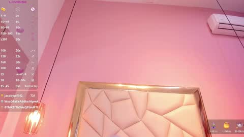 Snapshot of cheerryblossom_ chatting on March 4, 3:15 pm Cherry online show from March 4, 3:15 pm