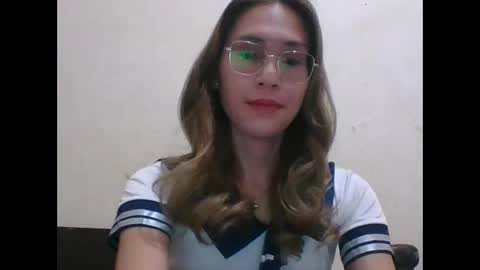 chelly4u69 online show from March 11, 10:18 am