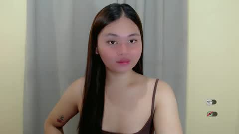 Snapshot of chelse_coco chatting on February 12, 2:56 am CHELSEA online show from February 12, 2:56 am
