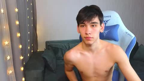 LUCASRYANPVT IS OPEN online show from February 16, 7:48 am