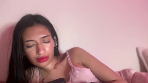 cherliecarmen online show from February 5, 1:04 am