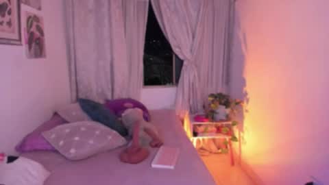 cherries_and_wine_ online show from September 27, 5:49 am