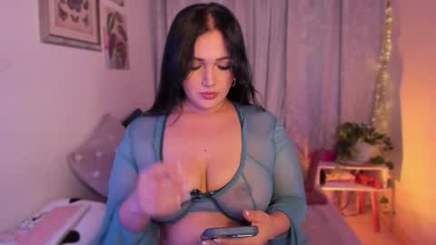 cherries_and_wine_ online show from September 14, 4:04 am