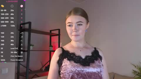Lina online show from September 13, 4:59 am