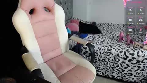 Cherry Bony online show from October 14, 1:03 pm