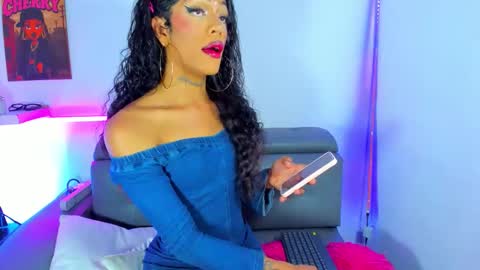 cherry_gate online show from October 15, 7:32 am