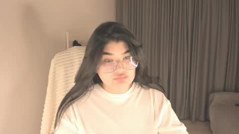 misaki  online show from March 4, 3:09 pm