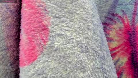 Mia online show from October 6, 9:38 am