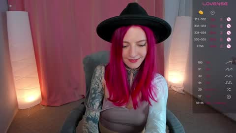 Roxy online show from February 8, 11:45 pm
