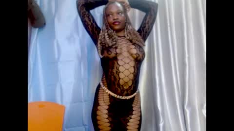 Sophie online show from July 7, 7:23 am