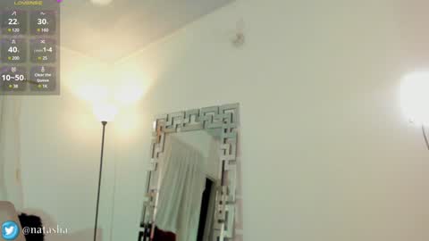 Snapshot of cherryboobss chatting on December 28, 5:44 am CHERRY online show from December 28, 5:44 am