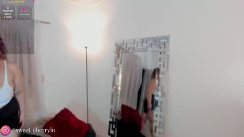 Snapshot of cherryboobss chatting on February 13, 2:56 am CHERRY online show from February 13, 2:56 am