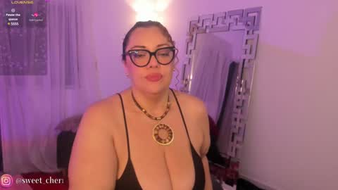Snapshot of cherryboobss chatting on February 15, 2:04 am CHERRY online show from February 15, 2:04 am