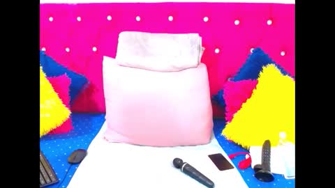 cherrybootyjoy online show from February 25, 7:23 am