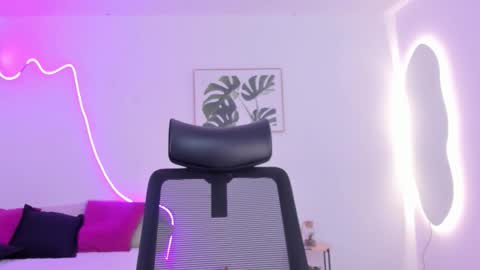 C H E R R Y online show from October 17, 12:09 pm