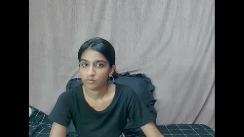 leah online show from January 30, 4:58 am