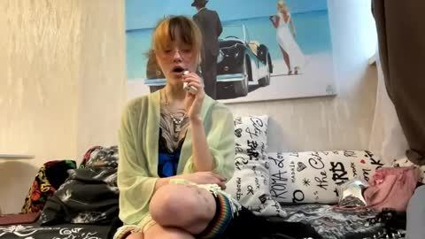 Nika online show from May 5, 3:29 pm