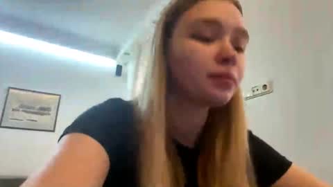 Lei online show from March 14, 7:45 am