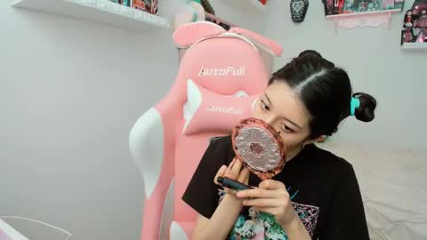 Snapshot of cherrymafer666 chatting on February 11, 7:48 pm cherrycute666 online show from February 11, 7:48 pm