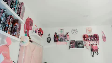 Snapshot of cherrymafer666 chatting on March 4, 5:21 am cherrycute666 online show from March 4, 5:21 am