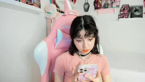 Snapshot of cherrymafer666 chatting on March 6, 5:14 am cherrycute666 online show from March 6, 5:14 am