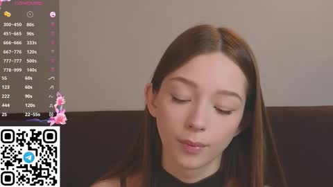 Snapshot of cherrymira chatting on September 18, 6:28 am Loise online show from September 18, 6:28 am