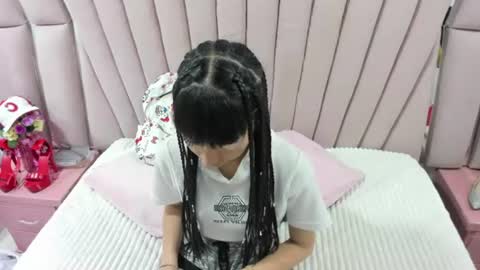 cherrysweetl_ online show from July 10, 6:01 pm