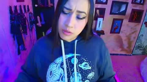 cherry online show from November 6, 3:48 pm