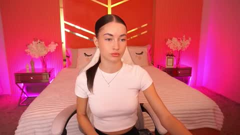 cherryylulu online show from October 15, 8:15 am