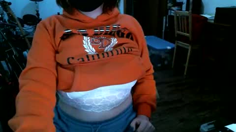 cherubimwillow online show from December 1, 4:49 pm