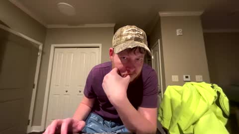 chevycamaro1978 online show from February 11, 6:30 am