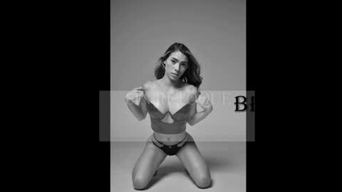 Snapshot of chiara_carter chatting on December 4, 3:31 am chiara online show from December 4, 3:31 am