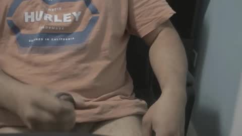 chicagoalex68 online show from June 1, 9:16 pm